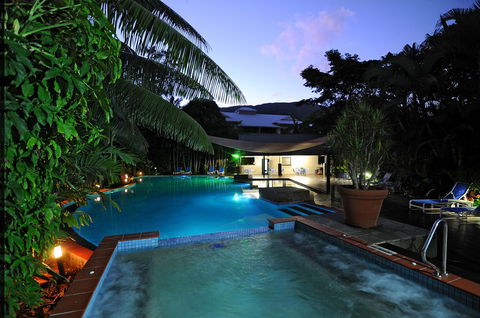 Oasis At Palm Cove - Accommodation Port Macquarie 32