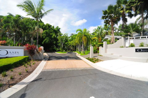 Oasis At Palm Cove - Accommodation Port Macquarie 33