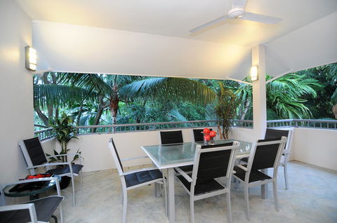 Oasis At Palm Cove - Accommodation Port Macquarie 18