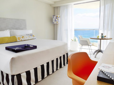 QT Gold Coast - Accommodation Port Macquarie 8