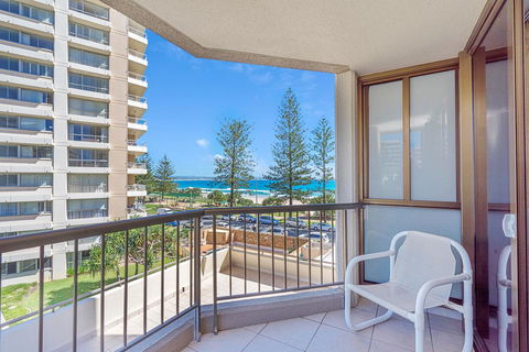 Columbia Beachfront Apartments On Rainbow Bay - Accommodation Port Macquarie 14