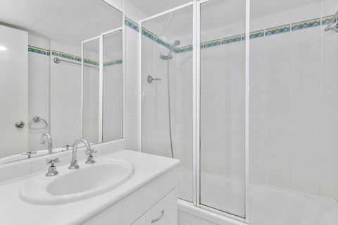 Columbia Beachfront Apartments On Rainbow Bay - Accommodation Port Macquarie 37