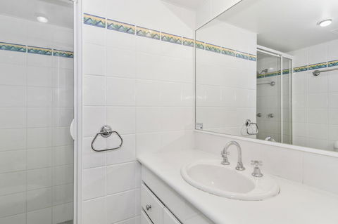 Columbia Beachfront Apartments On Rainbow Bay - Accommodation Port Macquarie 31