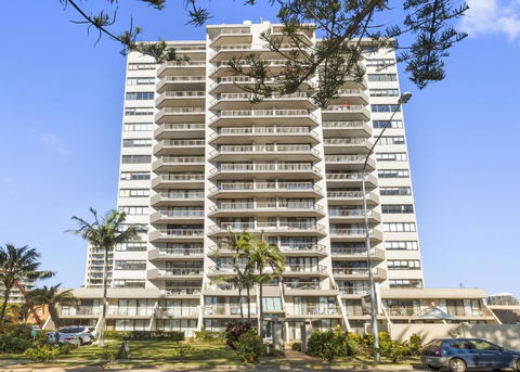 Columbia Beachfront Apartments On Rainbow Bay - Accommodation Port Macquarie 4