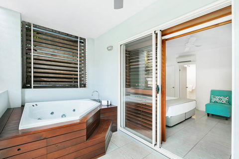 Mantra Aqueous On Port - Accommodation Port Macquarie 9