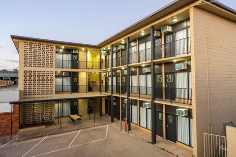 Nightcap At Emerald Star Hotel - Accommodation Port Macquarie 5