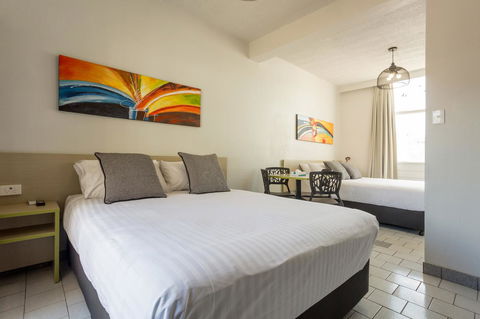 Nightcap At Emerald Star Hotel - Accommodation Port Macquarie 0