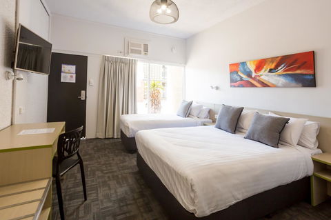 Nightcap At Emerald Star Hotel - Accommodation Port Macquarie 10