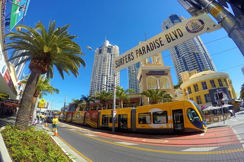 Seacrest Beachfront Apartments Surfers Paradise - Accommodation Port Macquarie 39
