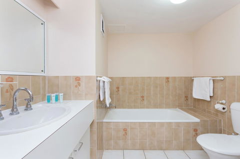 Capricornia Apartments - Accommodation Port Macquarie 10