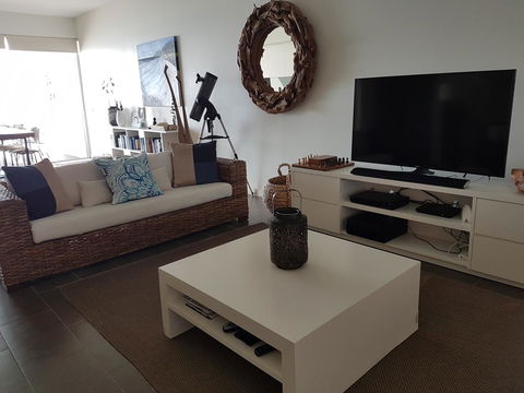 Penthouse On Bright Point - Accommodation Port Macquarie 2