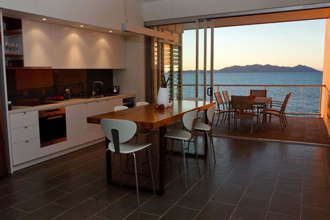 Penthouse On Bright Point - Accommodation Port Macquarie 12