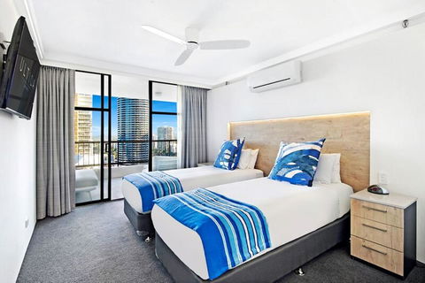 ULTIQA Beach Haven On Broadbeach - Accommodation Port Macquarie 4