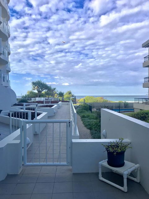 Regency On The Beach - Accommodation Port Macquarie 8