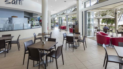 Oaks Hervey Bay Resort And Spa - Accommodation Port Macquarie 26