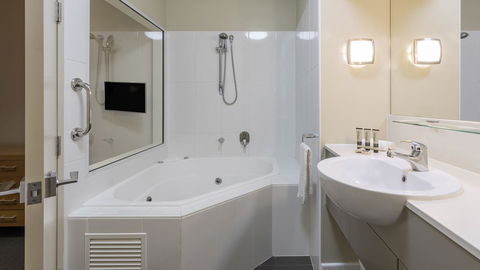 Oaks Hervey Bay Resort And Spa - Accommodation Port Macquarie 32