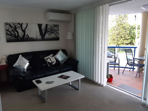 Surfers Beach Resort One - Accommodation Port Macquarie 2
