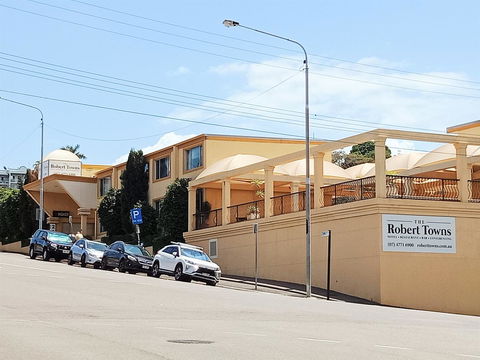 The Robert Towns - Accommodation Port Macquarie 12
