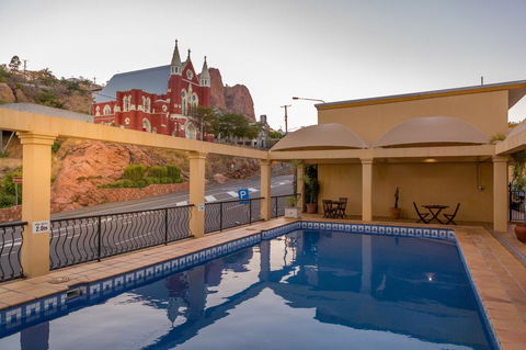 The Robert Towns - Accommodation Port Macquarie 11