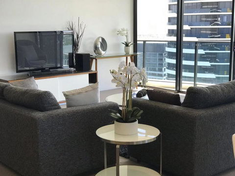 Luxury 3 Bedroom In Heart Of Broadbeach - Accommodation Port Macquarie 18