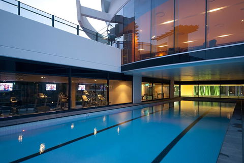 Luxury 3 Bedroom In Heart Of Broadbeach - Accommodation Port Macquarie 13