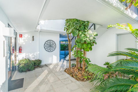 Noosa Boutique Apartments & Elkhorn Villas - Accommodation Port Macquarie 7
