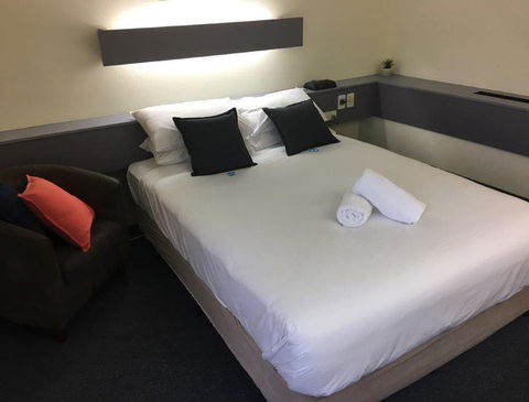 Emerald Central Hotel Official - Accommodation Port Macquarie 20