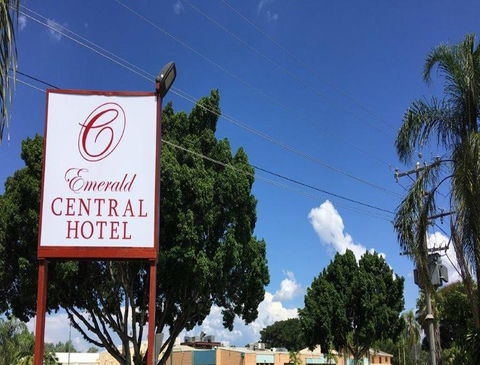 Emerald Central Hotel Official - Accommodation Port Macquarie 26