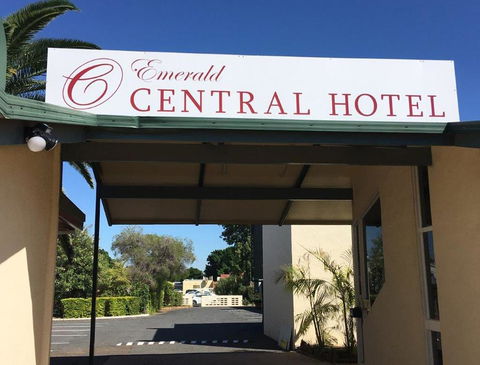 Emerald Central Hotel Official - Accommodation Port Macquarie 23