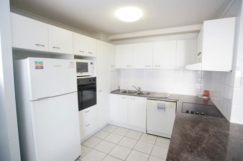San Marino By The Sea Apartments - Accommodation Port Macquarie 3