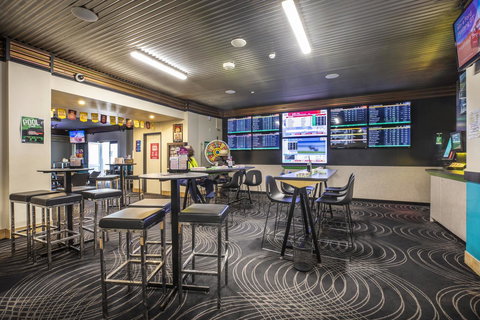 Nightcap At Atherton Hotel - Accommodation Port Macquarie 6