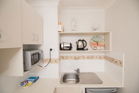 Bay Of Palms - Accommodation Port Macquarie 42