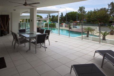 Waters Edge Apartment Cairns - Accommodation Port Macquarie 10