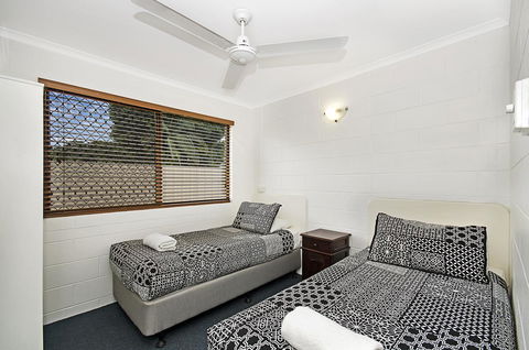 Townsville Holiday Apartments - Accommodation Port Macquarie 19