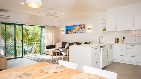 Currumbin Sands On The Beach - Accommodation Port Macquarie 16