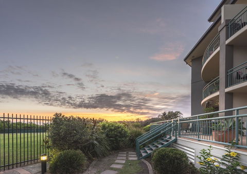 Currumbin Sands On The Beach - Accommodation Port Macquarie 7