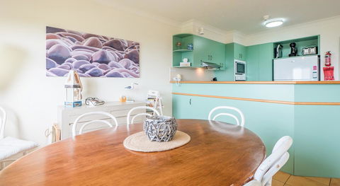 Currumbin Sands On The Beach - Accommodation Port Macquarie 18