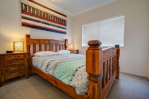 Currumbin Sands On The Beach - Accommodation Port Macquarie 32