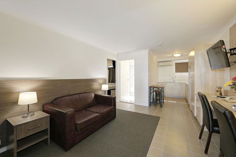 Smart Motels Bert Hinkler - Accommodation Port Macquarie 32