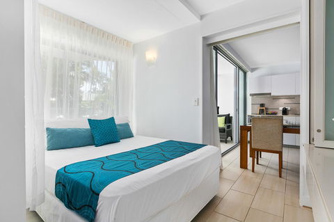 Palm Cove Beach Apartment - Accommodation Port Macquarie 11