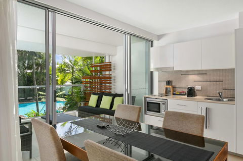 Palm Cove Beach Apartment - Accommodation Port Macquarie 5