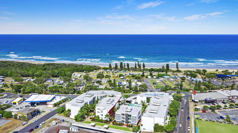 Element On Coolum Beach - Accommodation Port Macquarie 0