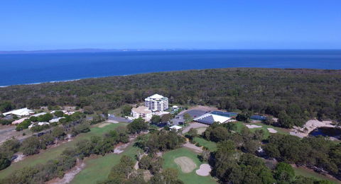 Fairways Golf & Beach Retreat Bribie Island - Accommodation Port Macquarie 7