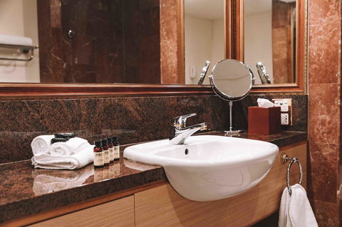 Pullman Cairns International - Accommodation Port Macquarie 7