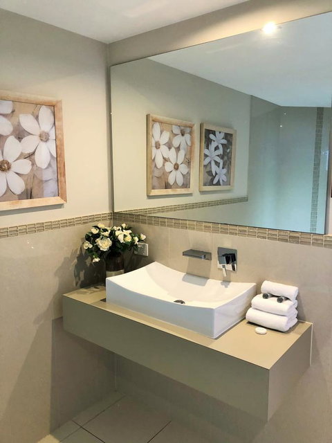 Riverfront Dream - Accommodation Port Macquarie 38