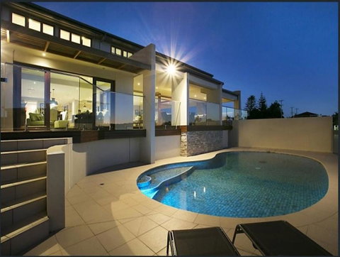 Riverfront Dream - Accommodation Port Macquarie 4