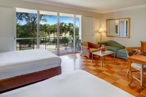 InterContinental Sanctuary Cove Resort, An IHG Hotel - Accommodation Port Macquarie 25