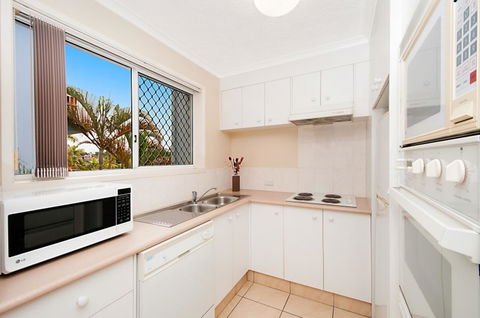 Champelli Palms Apartments - Accommodation Port Macquarie 11