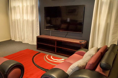 Atricom - Accommodation Port Macquarie 8