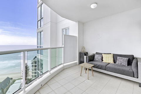 Pacific Views Resort - Accommodation Port Macquarie 9